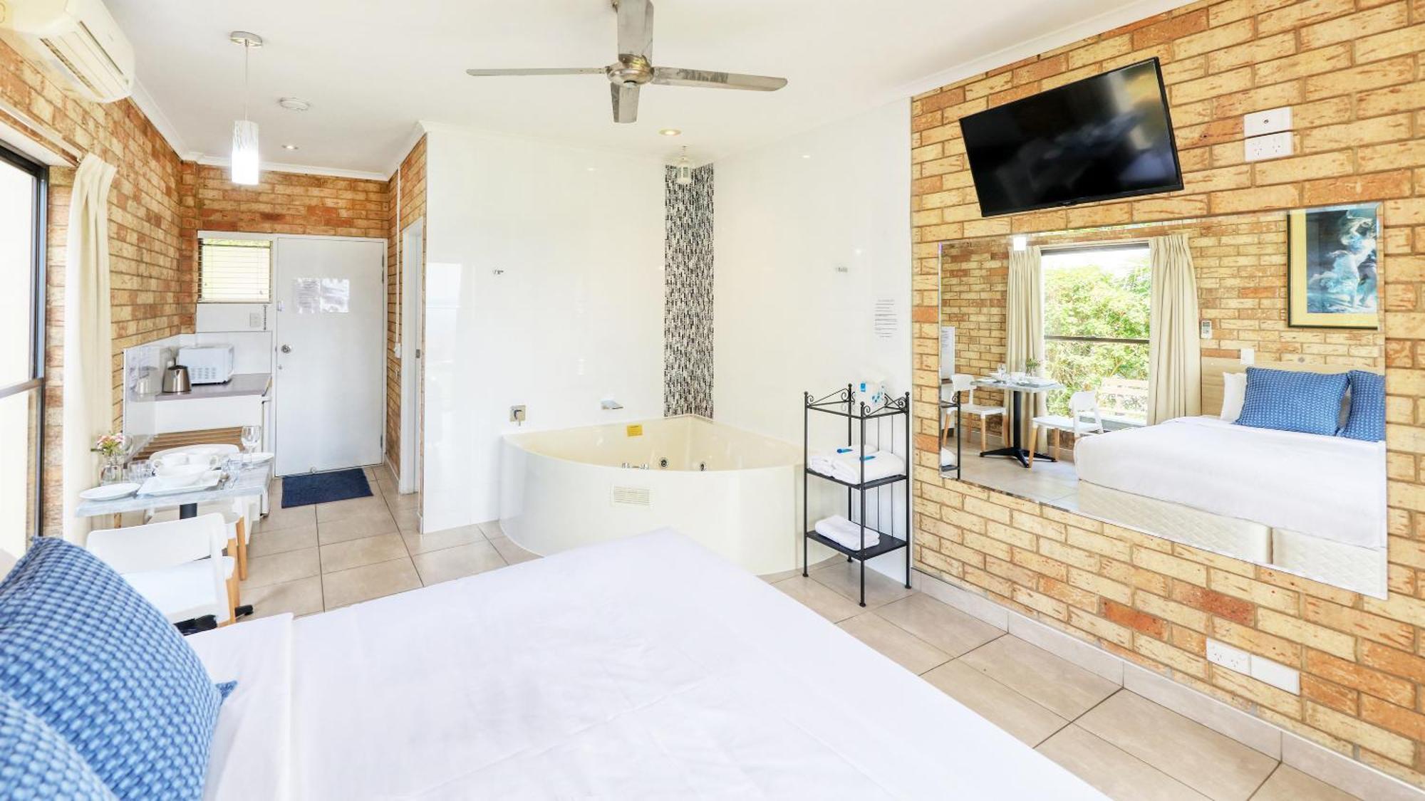 Maleny Views Motel エクステリア 写真