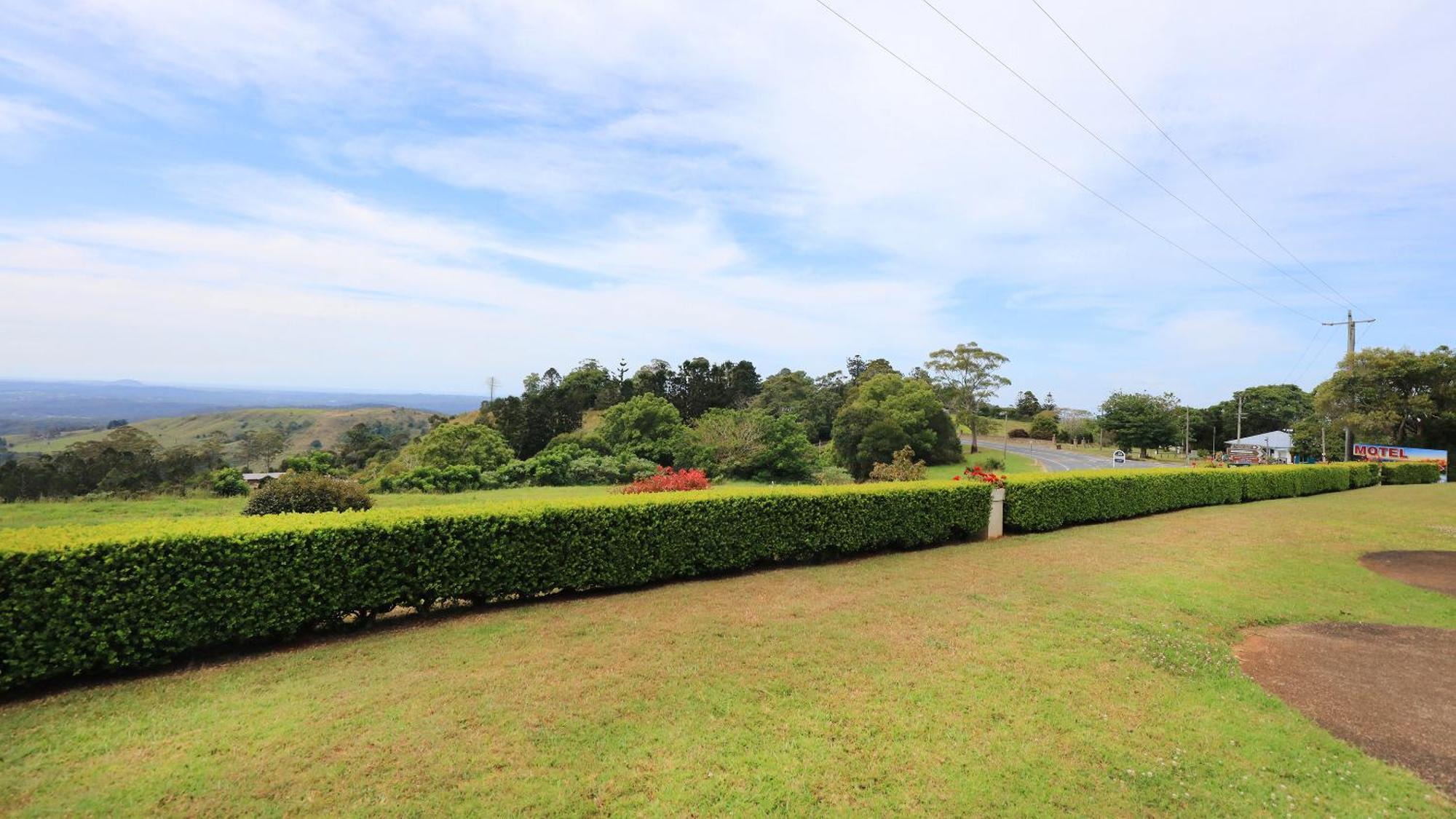 Maleny Views Motel エクステリア 写真